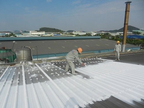 Sơn chống nóng mái tôn